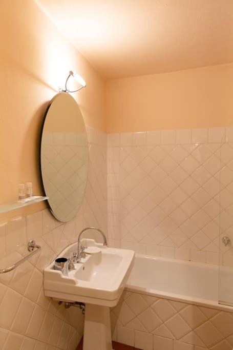 Elegant Apartment Near Piazza Della Signoria Florence Extérieur photo