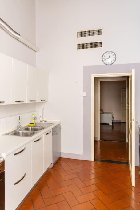 Elegant Apartment Near Piazza Della Signoria Florence Extérieur photo