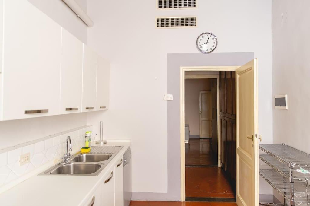 Elegant Apartment Near Piazza Della Signoria Florence Extérieur photo